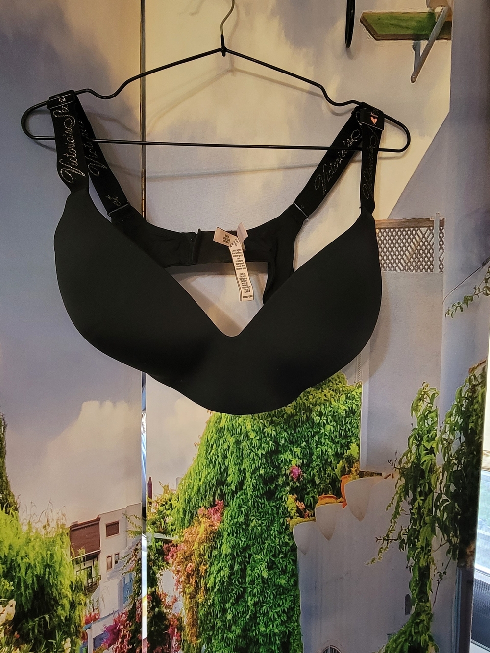 Victoria's Secret Black Wireless T-Shirt Bra🦩9-8-2026
